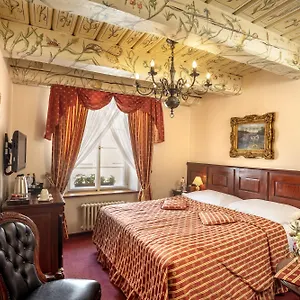 4* Hotel U Zlateho Stromu