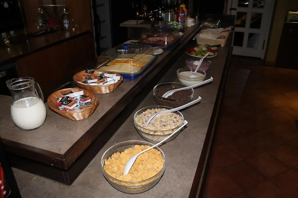 Abri Hotel Prague 3*,
